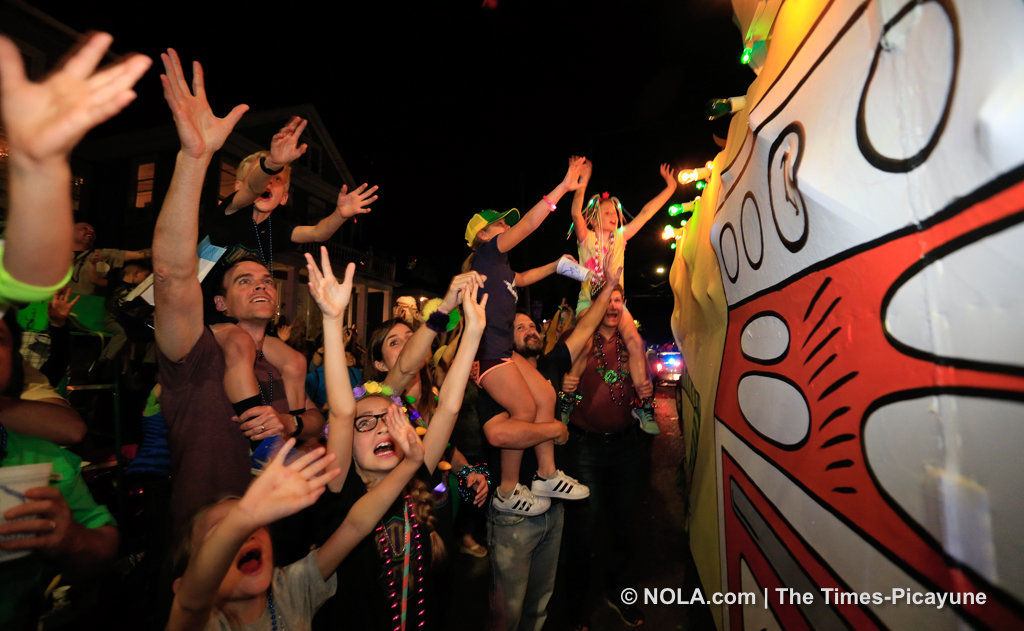 Muses 2017 rolls in New Orleans: See photos from the Mardi Gras parade